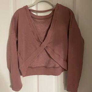 Light pink/purple opened back top!